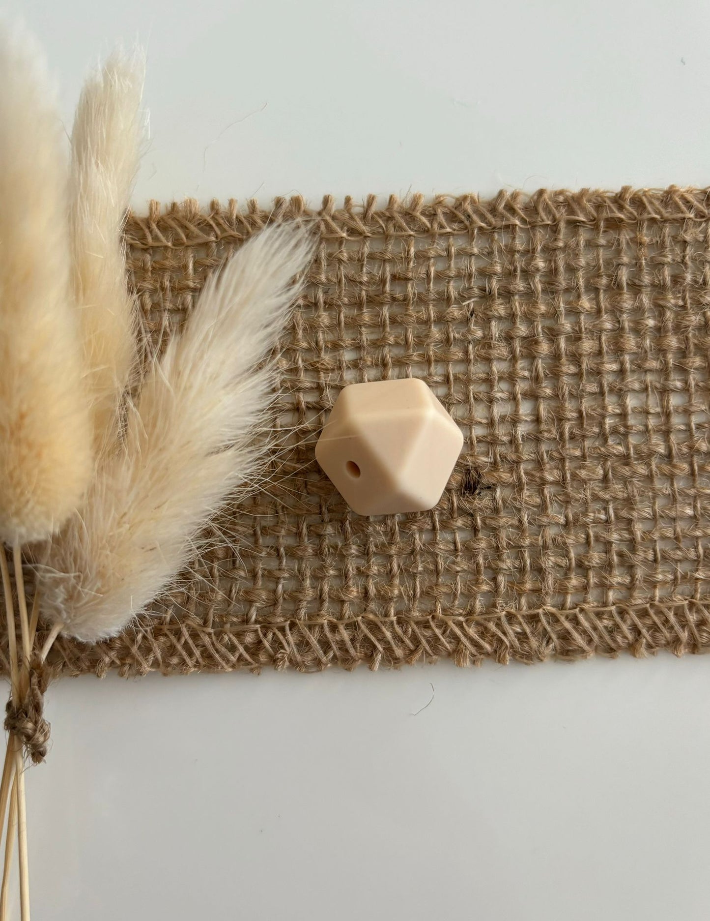 Hexagon beige 15mm